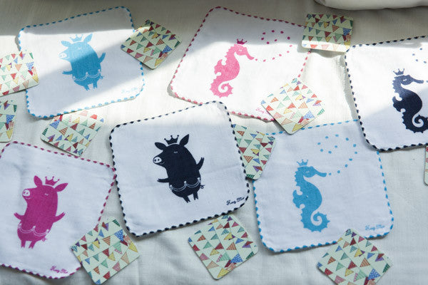 1 gauze handkerchief gift when you place an order.