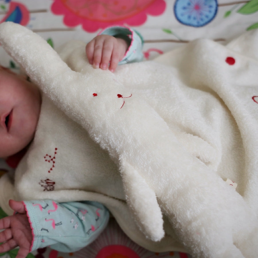 うさぎ様 BABY レース オーバーニー 3足 Unni Words ofHappinessレースソックス。ネットソックス。見え